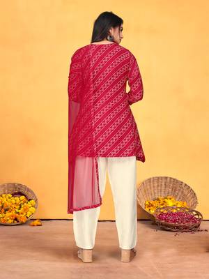 Red viscose print dola with handwork kurta set 4