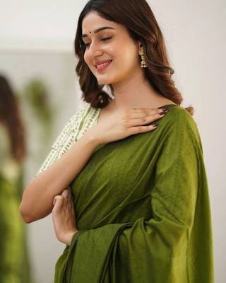 Tissue Cotton Handloom Saree With Printed Unstitched Blouse Piece 5