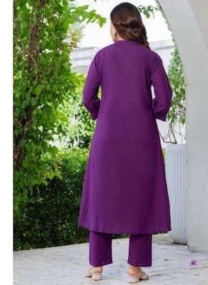 Women Ethnic Embroidery  Cotton Kurta with Trouser 2