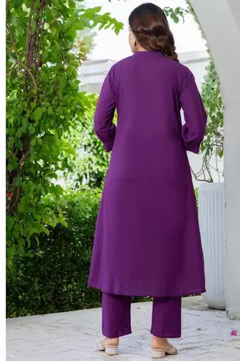 Women Ethnic Embroidery  Cotton Kurta with Trouser