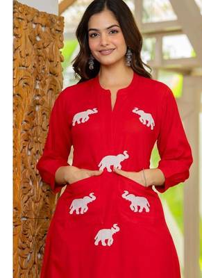  Women Ethnic Embroidery  Cotton Kurta with Trouser 3