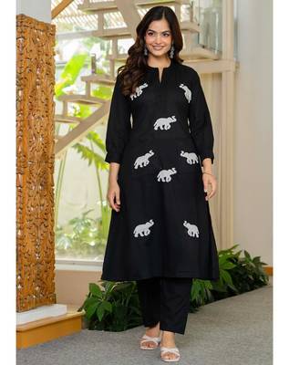 Women Ethnic Embroidery  Cotton Kurta with Trouser 1