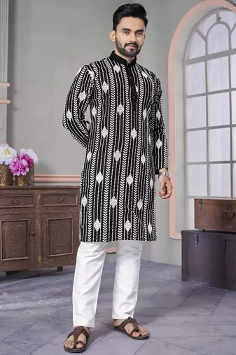 The classic choice for every occasion royal lilen kurta pyjama for men's