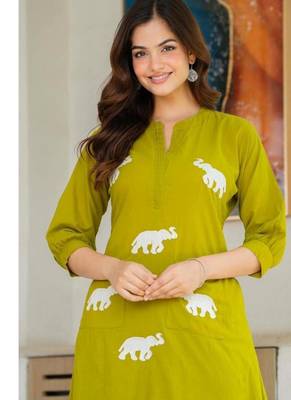 Women Ethnic Embroidery  Cotton Kurta with Trouser 3