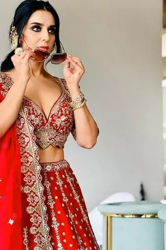 Trendmalls Satin Embroidery with Golden Sequin work Lehenga Choli with Dupatta - Bridal Lehenga Choli for Women