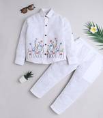 White cotton woven shirt and pant set for boys