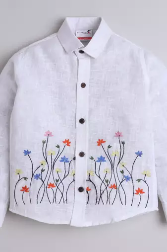 White cotton woven shirt and pant set for boys