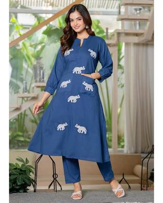 Women Ethnic Embroidery  Cotton Kurta with Trouser 2