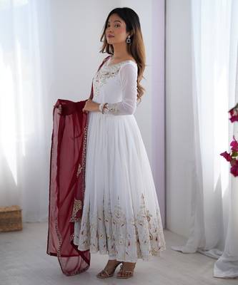  White Elegant Embroidered Sequence Designer Anarkali Three Piece Set  3