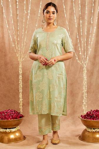 Green embroidered cotton kurta set