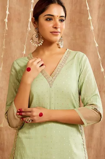 Green embroidered cotton kurta set