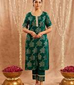Dark green embroidered cotton kurta set