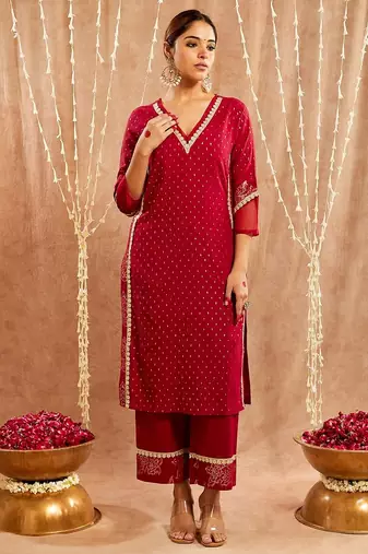 Maroon embroidered cotton kurta set