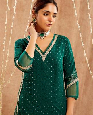 Dark green embroidered cotton kurta set 2