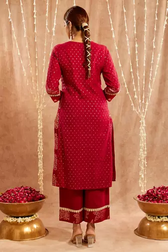 Maroon embroidered cotton kurta set