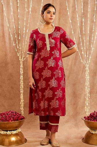 Maroon embroidered cotton kurta set