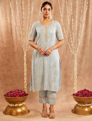 Light blue embroidered cotton kurta set 2