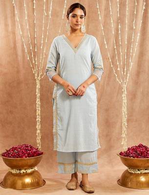 Light blue embroidered cotton kurta set 2