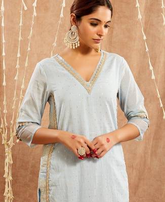 Light blue embroidered cotton kurta set 2