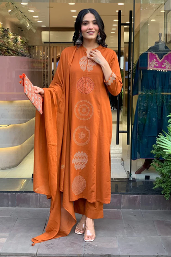 Aaysa Women Ethnic Motifs Embroidered Cotton Kurta with Trousers & Dupatta