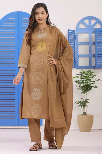 Aaysa women ethnic motifs embroidered cotton kurta with trousers & dupatta