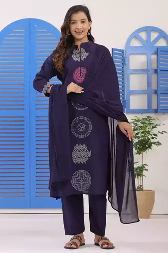 Aaysa Women Ethnic Motifs Embroidered Cotton Kurta with Trousers & Dupatta