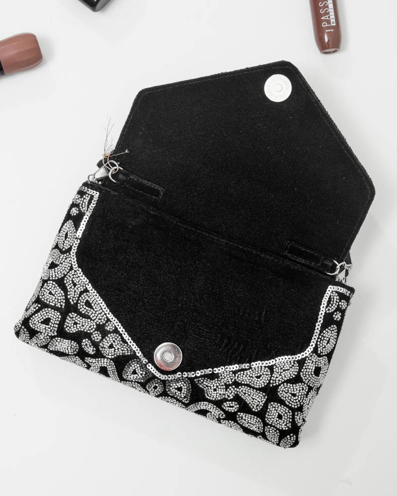 Black velvet beads embroidered clutch