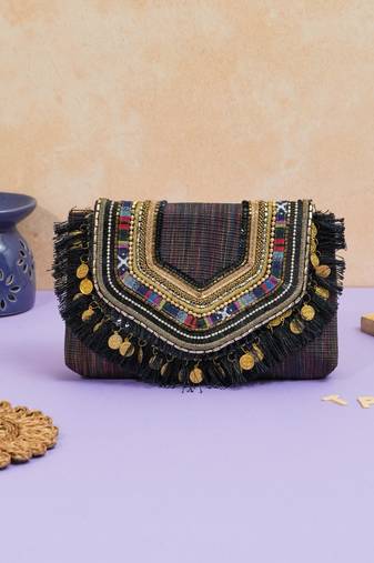 Multicolor jacquard thread embroidered clutch