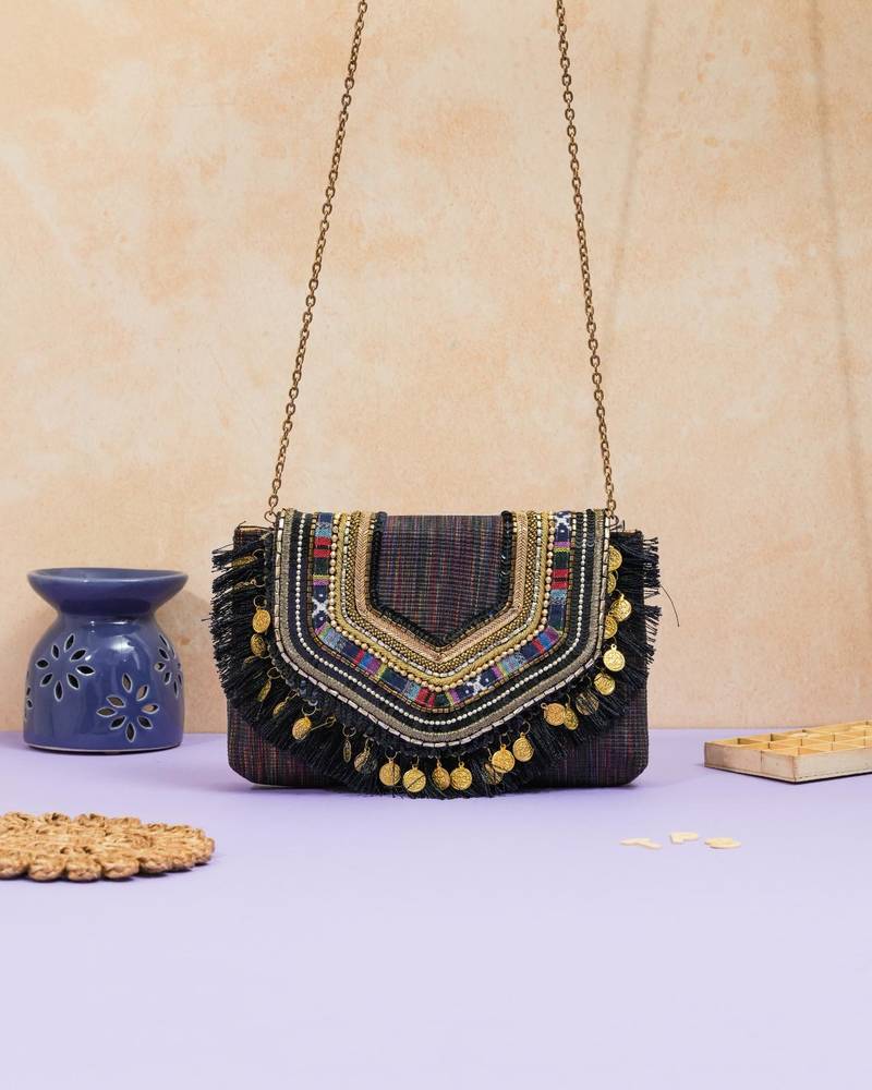 Multicolor jacquard thread embroidered clutch