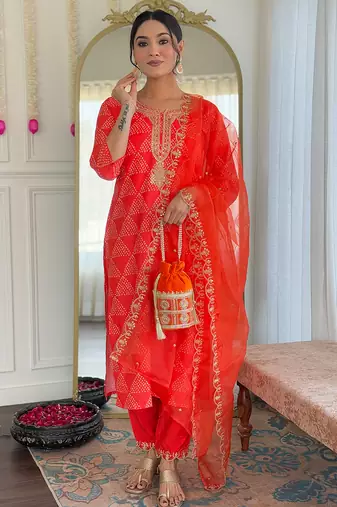 Red french crepe print with thread embroidered kurta pant set