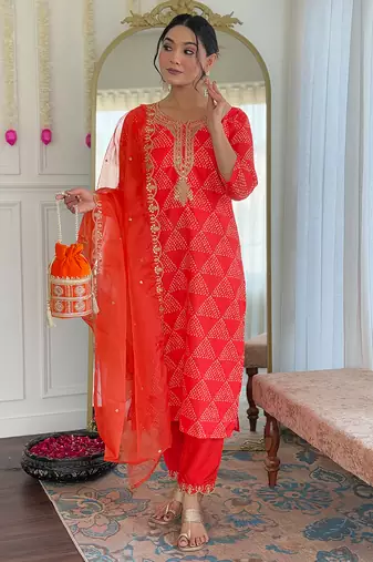 Red french crepe print with thread embroidered kurta pant set