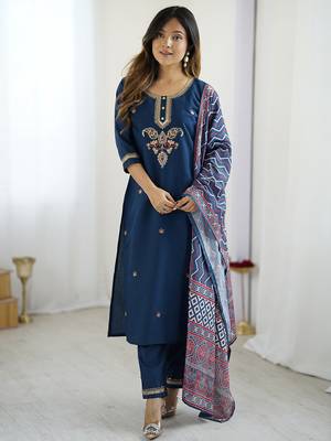 Navy blue chanderi silk heavy thread embroidered work with printed dupatta kurta pant set 2