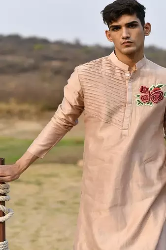 peach pink chanderi kurta pajama with floral embroidery
