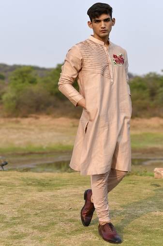 peach pink chanderi kurta pajama with floral embroidery