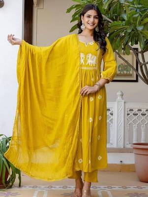 Women Ethnic Motifs Embroidered Cotton Anarkali Kurta with Trousers & Dupatta 1