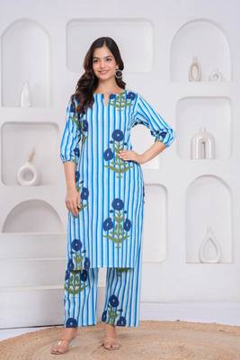  Women Striped Printed Cotton Kurta with Trousers 1