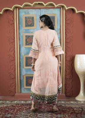 Peach embroidered silk asymmetrical kurta pants set 4