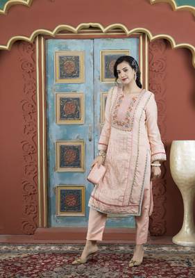 Peach embroidered silk straight cut kurta pants set 1