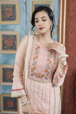 Peach embroidered silk straight cut kurta pants set 5
