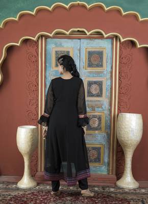 Black embroidered georgette asymmetrical kurta pants set 4