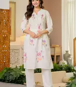  Women Floral Printed Pure Cotton Kurta with Trouser