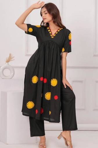 Aaysa Women Woven Design Embroidered Cotton Kurta with Trousers