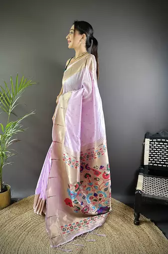 Pale lavender silk Blend zari weaving butti kanchipuram saree