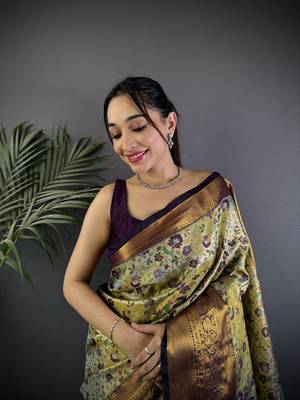 Green silk leheriya meenakari zari weaves dharmavaram saree 3
