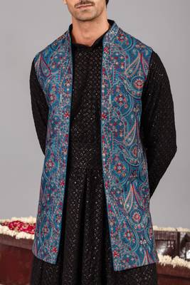 Black georgette embroidered anarkali jacket set for mens 5