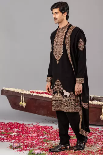 Black georgette embroidered kurta set for mens