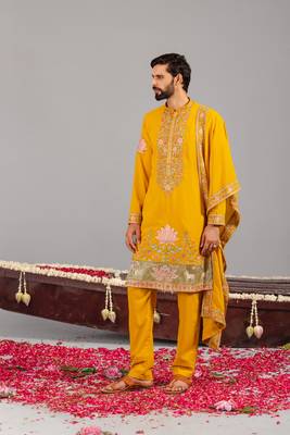 Haldi georgette embroidered kurta set for mens 2