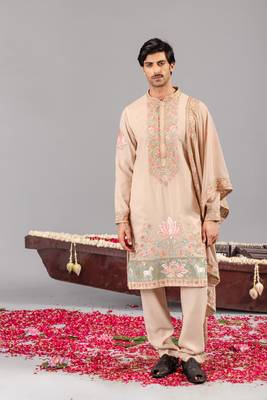 Beige georgette embroidered kurta set for mens 2
