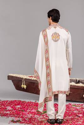 Ivory georgette embroidered kurta set for mens 3