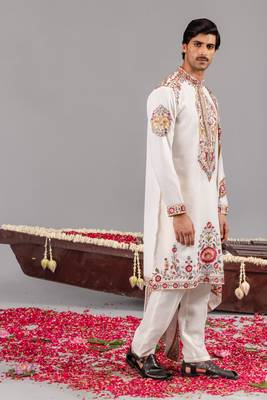 Ivory georgette embroidered kurta set for mens 4